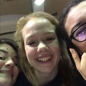 Meet your Posher, Lindsey